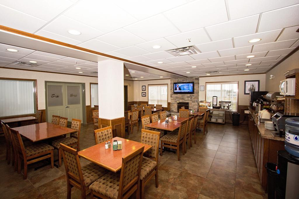 Service Plus Inns & Suites Drayton Valley Экстерьер фото